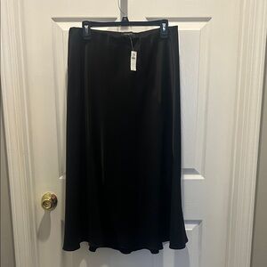Banana Republic Classic Black A-Line Skirt NWT size M